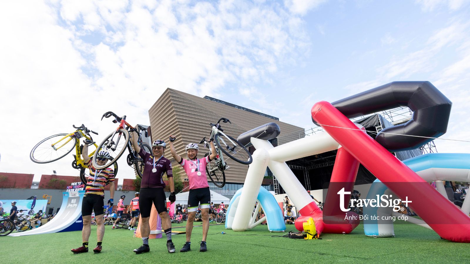 Hong Kong Cyclothon 2026: Khám phá Hồng Kông trên những cung đường biểu tượng