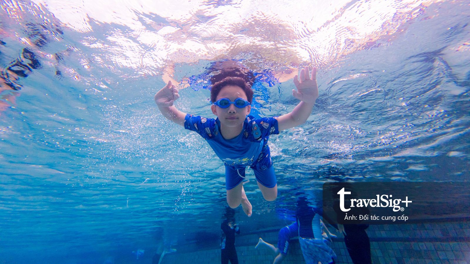 Alma Resort Cam Ranh kiến tạo mùa hè đáng nhớ cùng kình ngư Ánh Viên