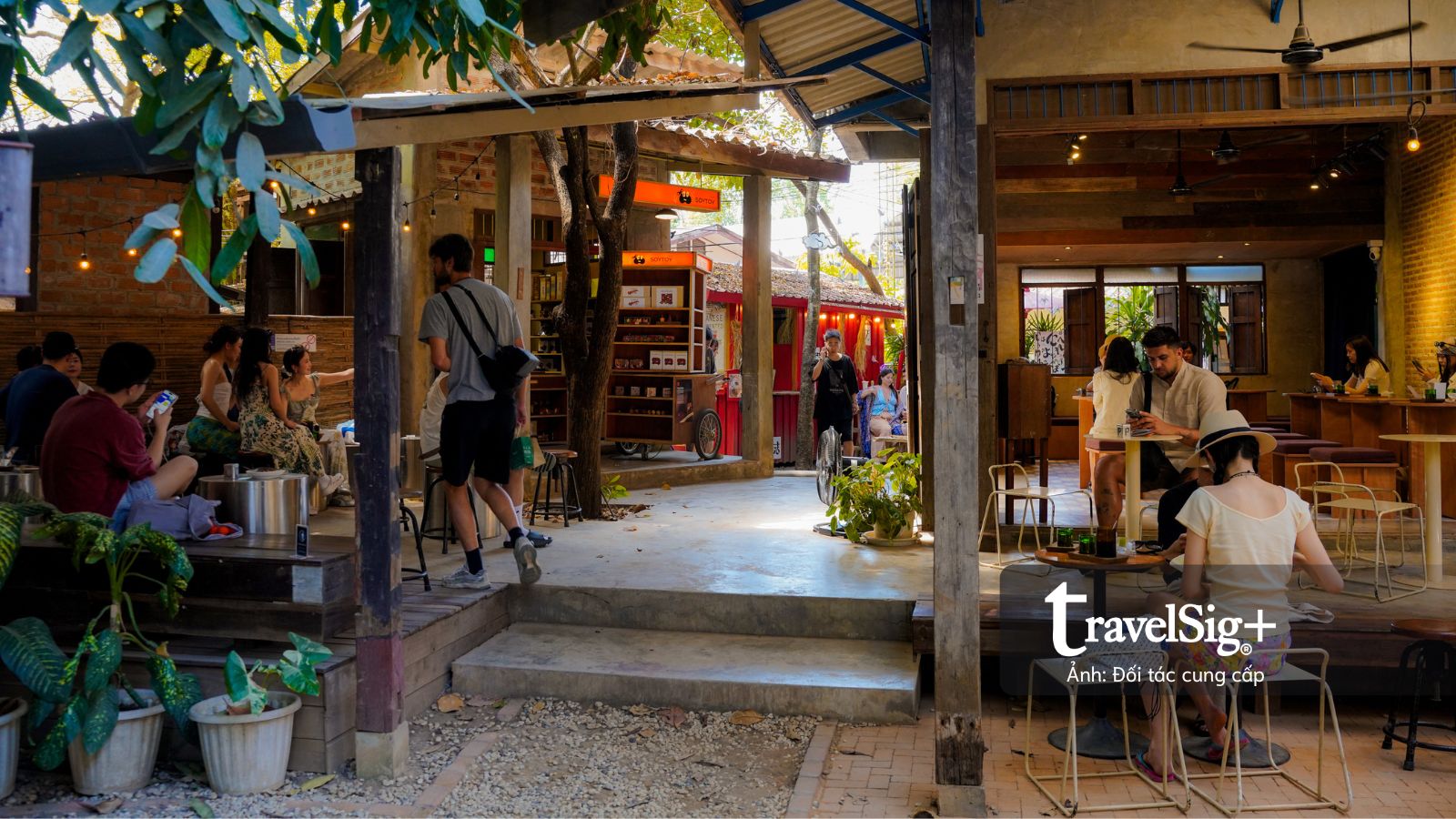 Baan Kang Wat: Những mảnh ghép thủ công giữa lòng Chiang Mai