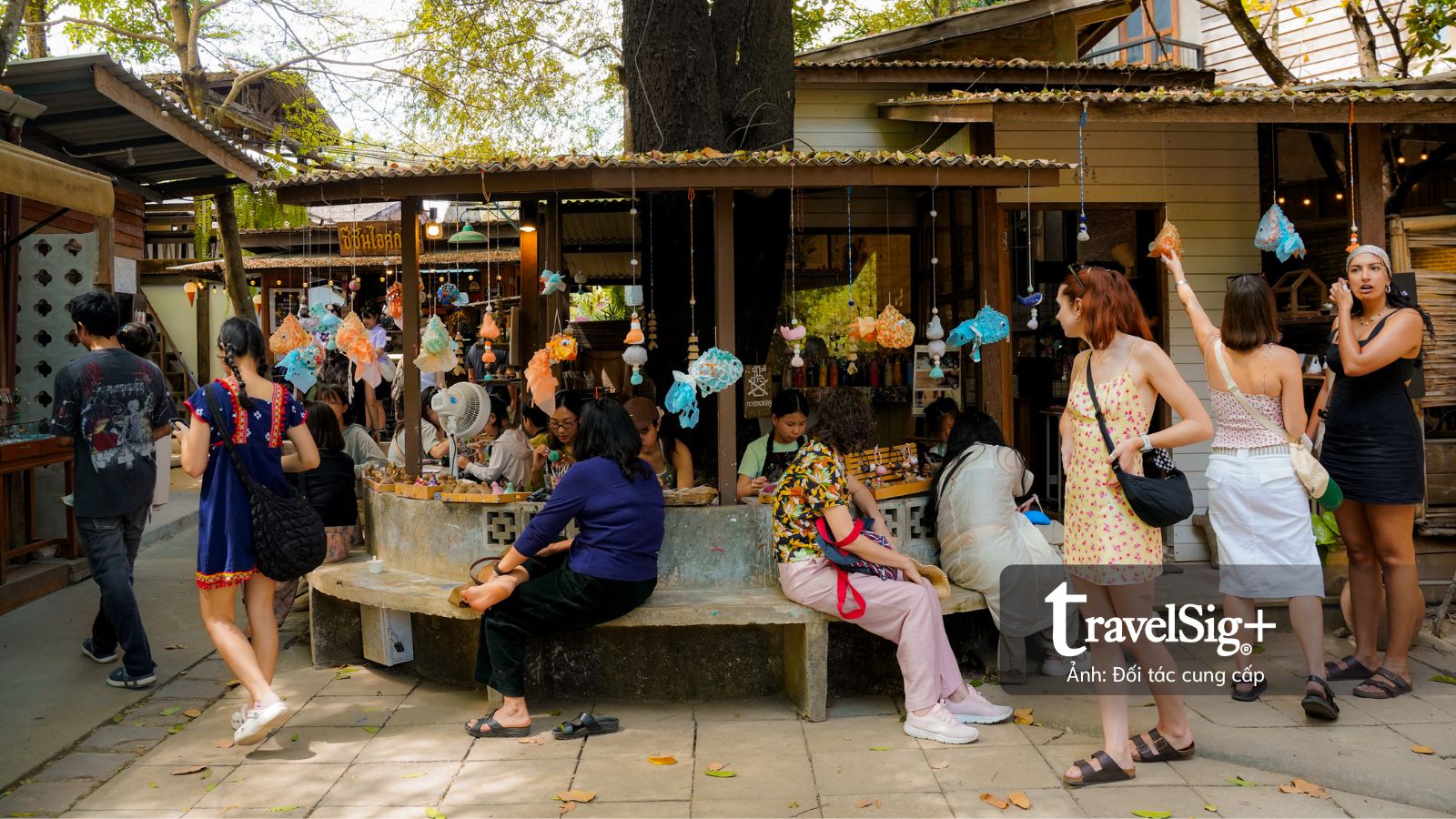 Baan Kang Wat: Những mảnh ghép thủ công giữa lòng Chiang Mai