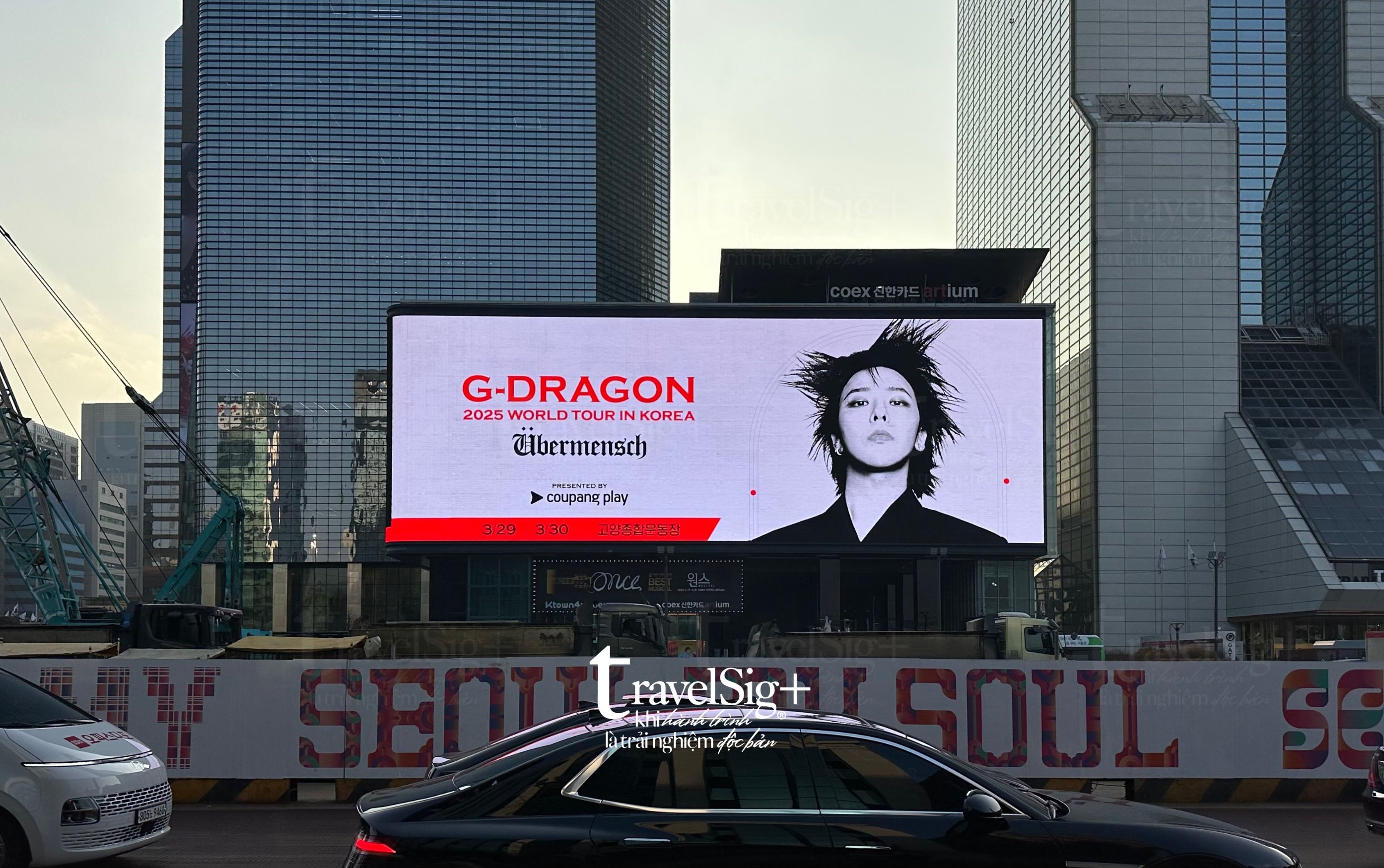 Bông cúc khuyết cánh - biểu tượng nổi loạn đầy thi vị của G-Dragon