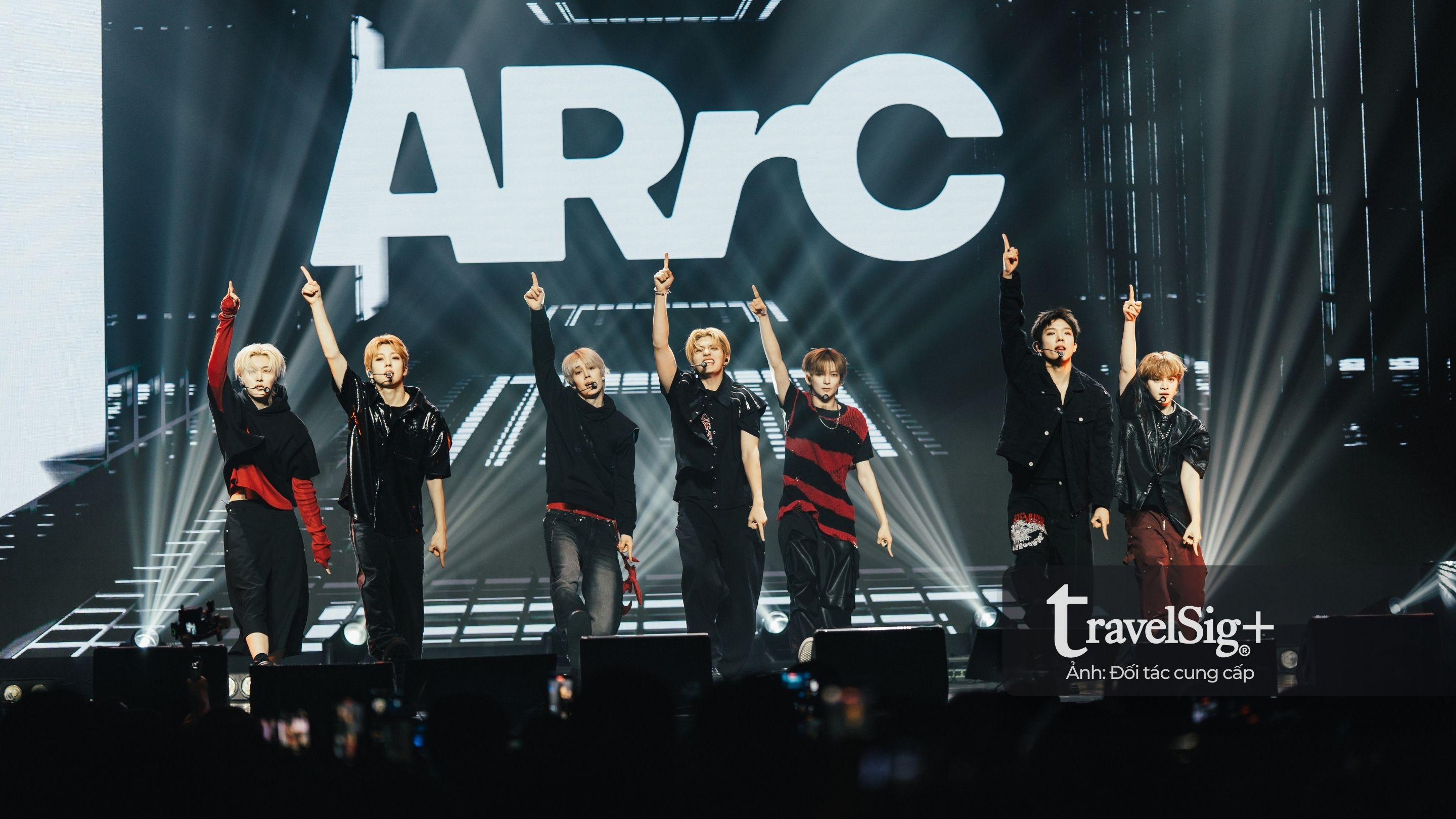 BTOB, DPR CREAM & DPR ARTIC, ARrC và Dragon Pony khuấy động TP.HCM tại Korea Spotlight 2025