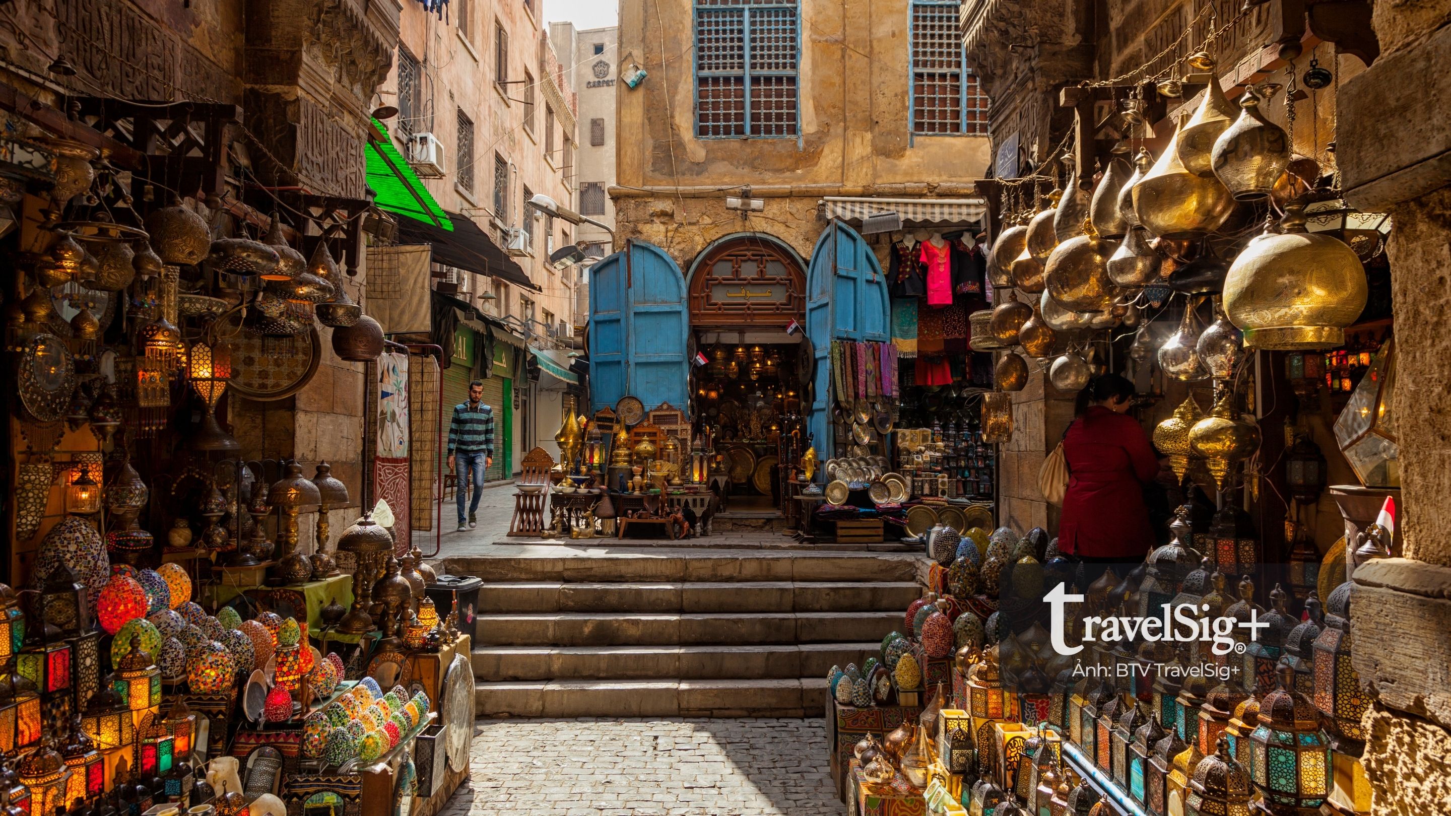 Cairo và vẻ đẹp cần lao của những khu chợ không ngủ