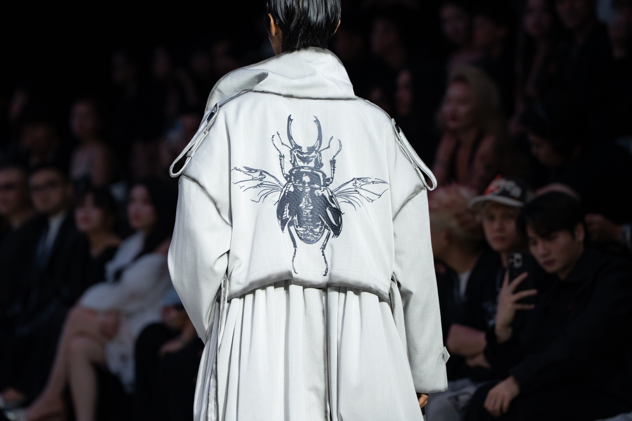 CAOSTU ra mắt BST The Beetle, cảm hứng từ bọ cánh cứng & thiên nhiên miền Trung trong thời trang Việt