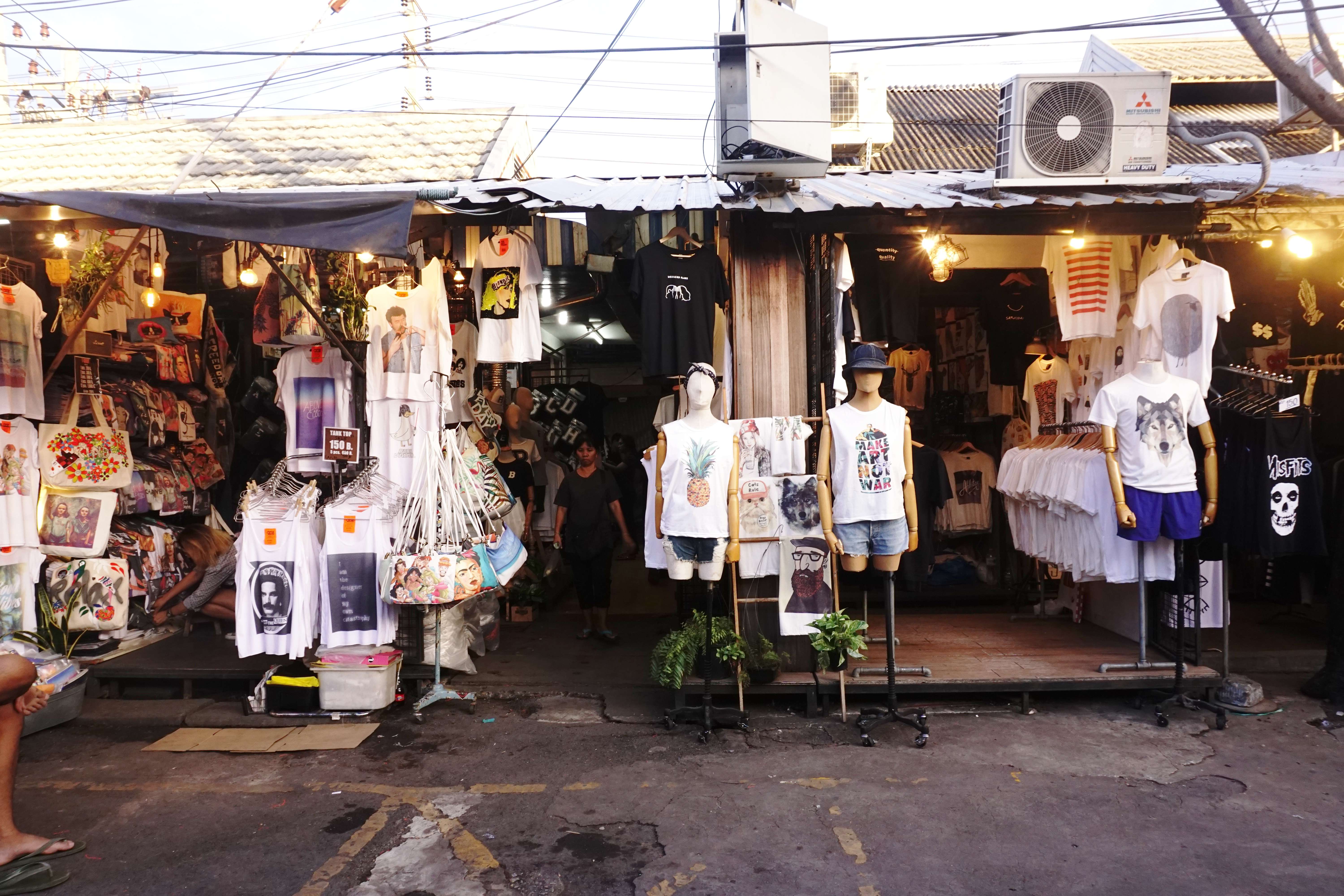 Tour 3 chợ vòng quanh Bangkok: Chợ trời - Chợ nổi - Chợ đường ray