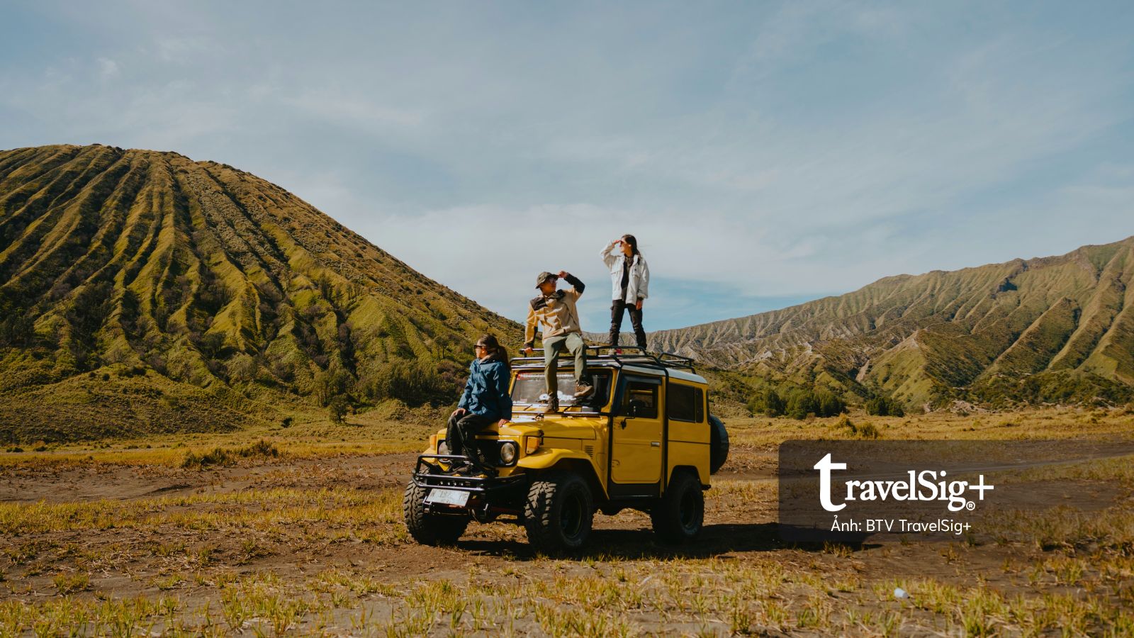 Đến Bromo đón bình minh trên miệng núi lửa ở Đông Java