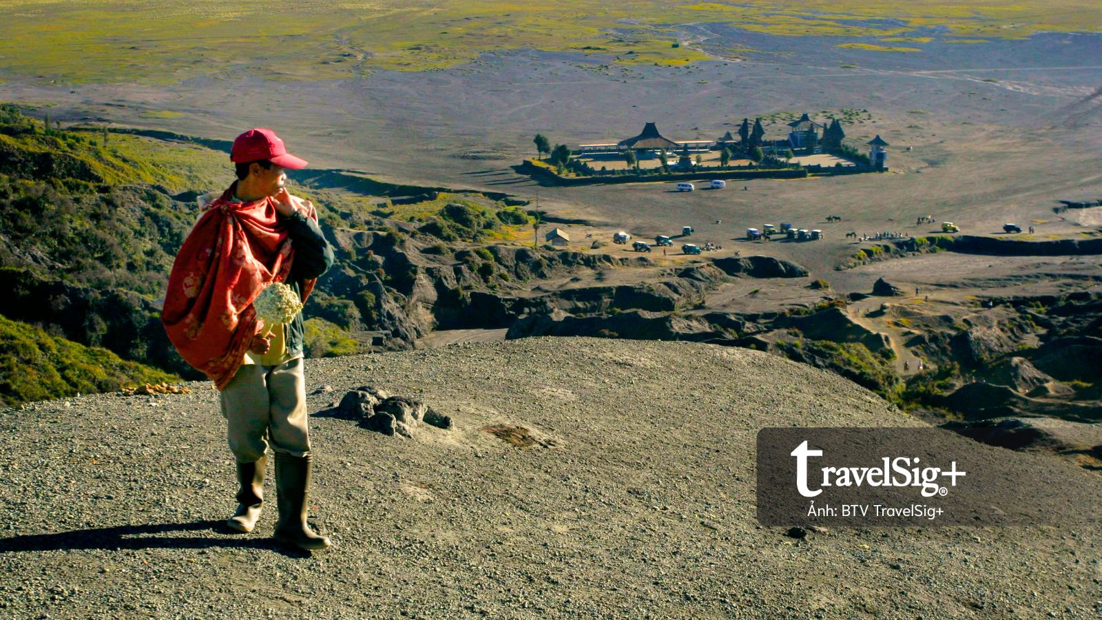 Đến Bromo đón bình minh trên miệng núi lửa ở Đông Java