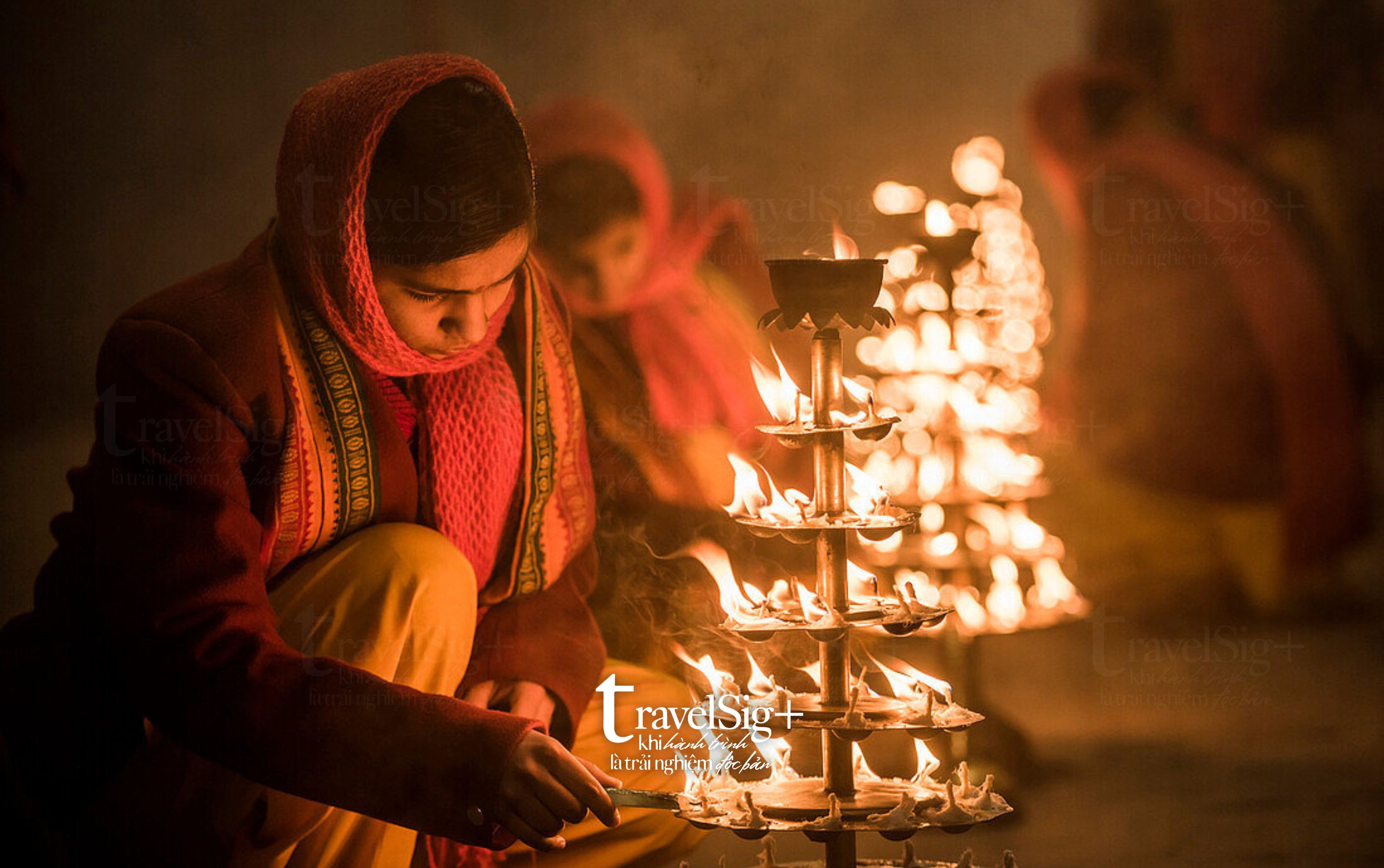 Ganga Aarti, nghi lễ thiêng liêng bên bờ sông Hằng