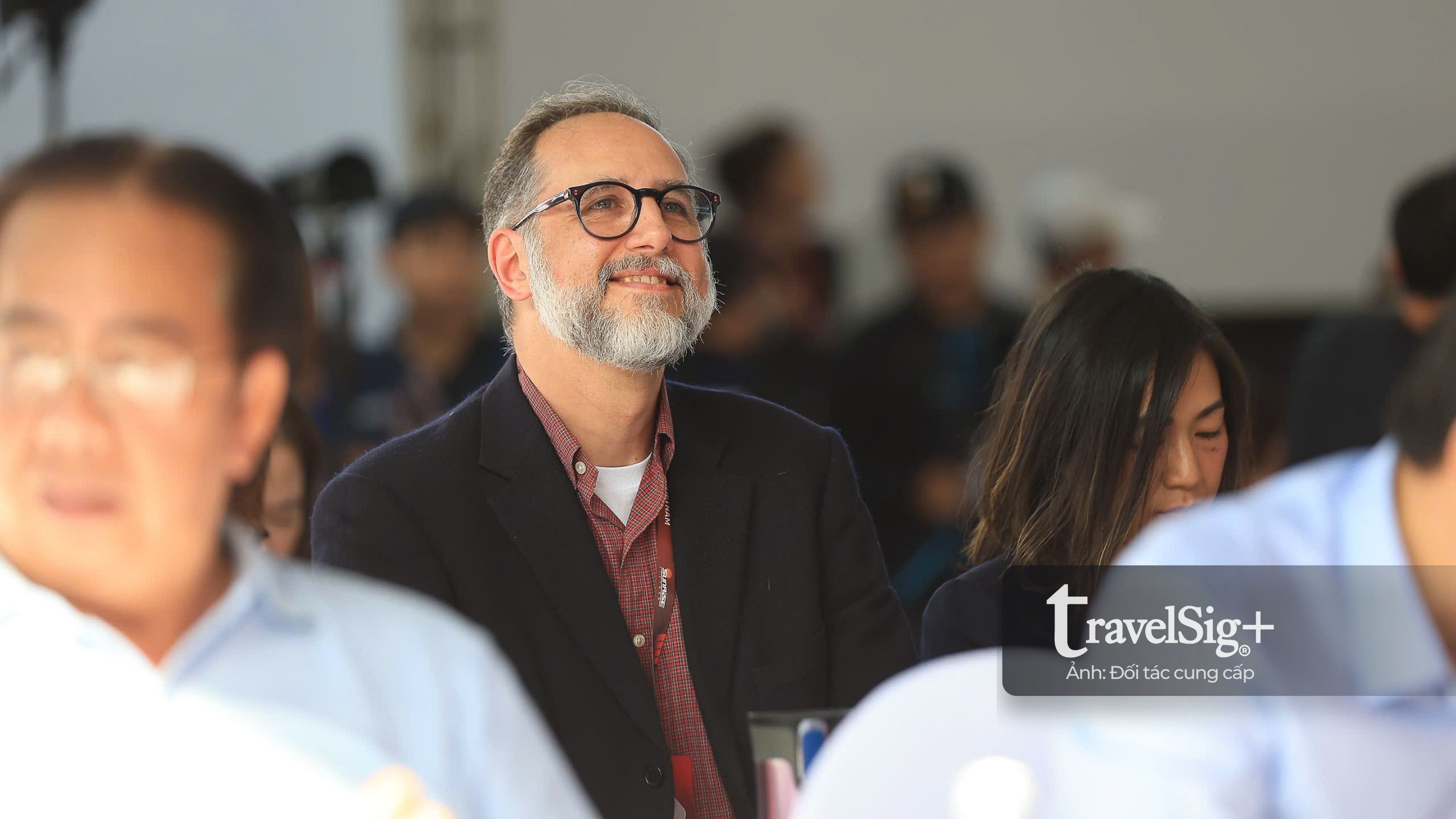 Ông Rob Zamacona, Tổng giám đốc công ty Sunrise Events Vietnam, chia sẻ “Nhìn lại hành trình tám năm tổ chức, chúng tôi tự hào khi Giải Marathon Quốc tế Thành phố Hồ Chí Minh Techcombank đã trở thành biểu tượng của tinh thần bền bỉ và ý chí vượt giới hạn, nơi mỗi bước chạy góp phần lan tỏa lối sống khỏe mạnh và truyền cảm hứng tích cực đến cộng đồng.”