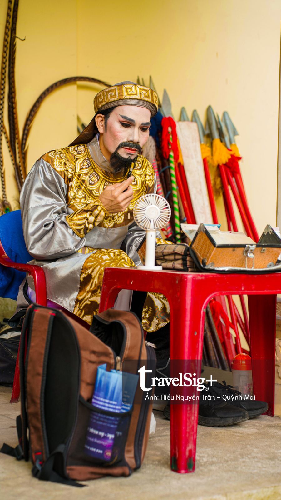 Hát bội giữa lòng di tích lịch sử