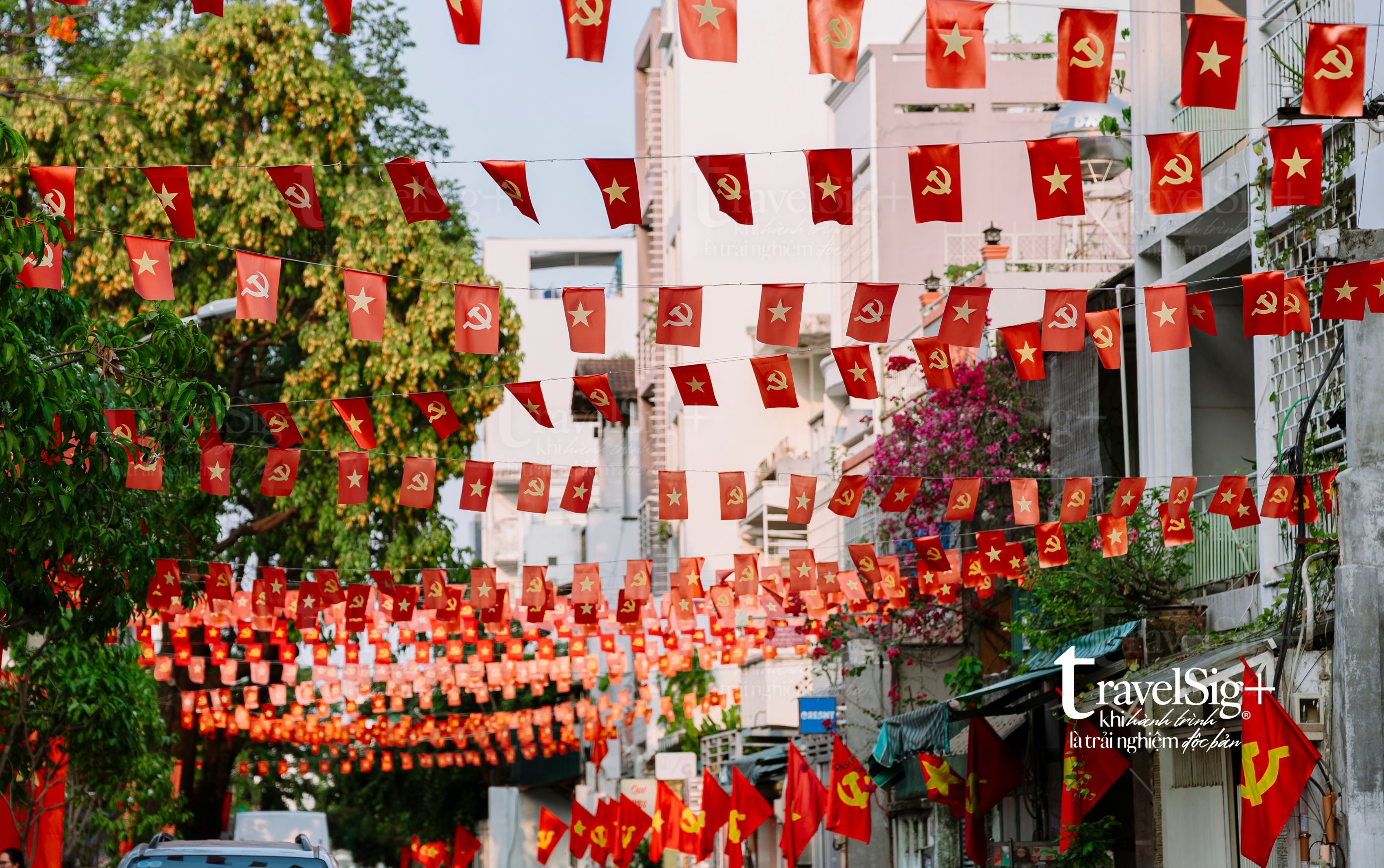 Hoà bình đẹp lắm - TP.HCM rực rỡ cờ hoa chào mừng 50 năm Ngày Giải phóng miền Nam, thống nhất đất nước
