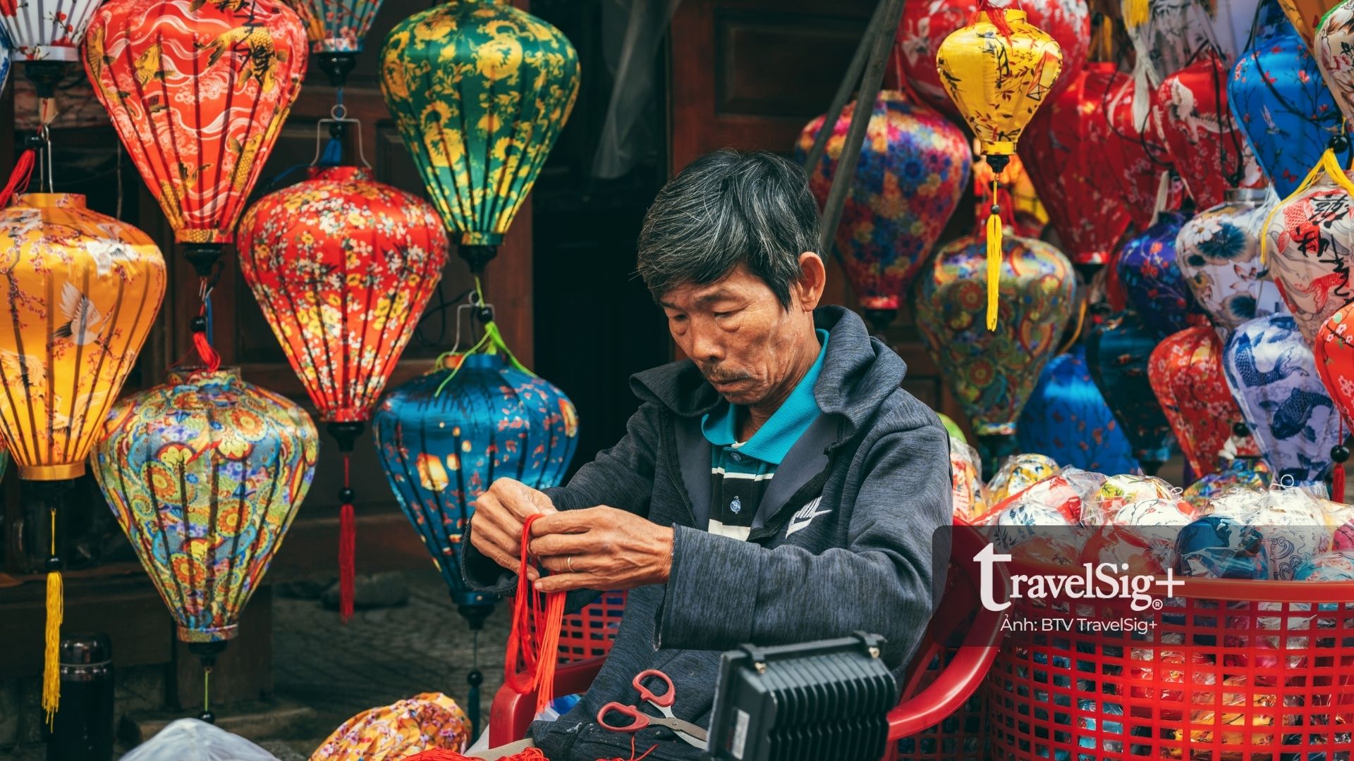 Hội An - Phố cổ bên dòng sông Hoài