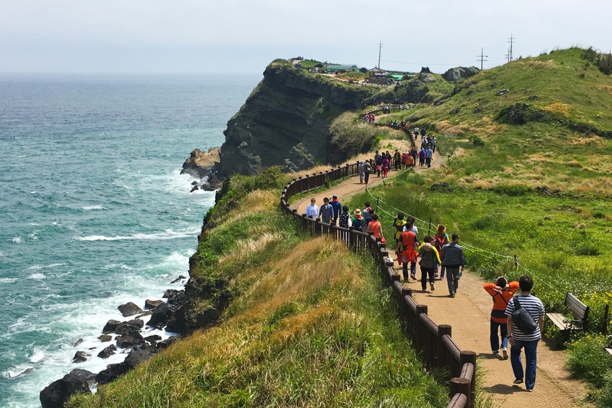 Jeju xem xét áp dụng thuế du lịch sinh thái, giải pháp bảo vệ tài nguyên trước làn sóng du khách