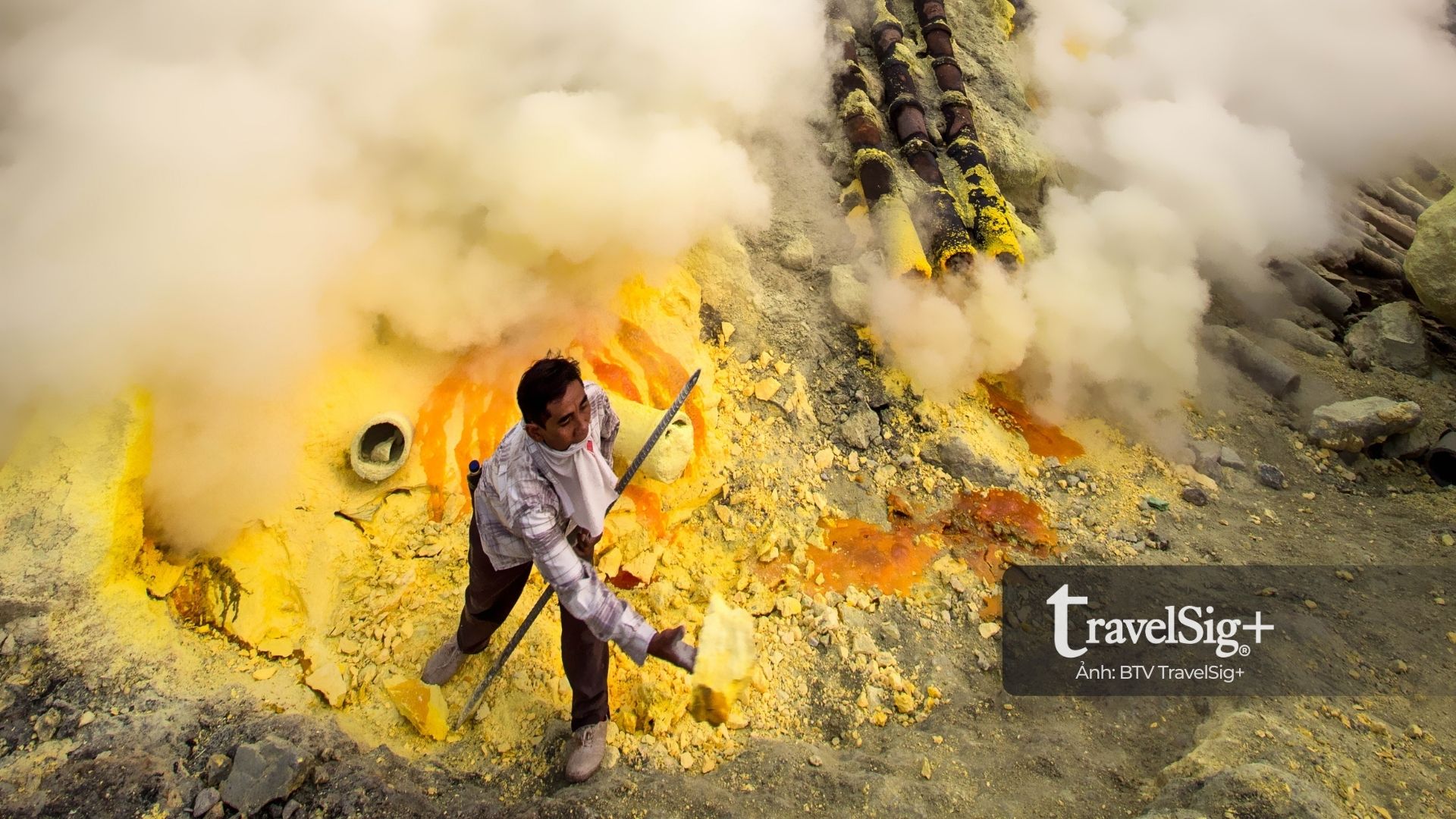 Kawah Ijen - Vẻ đẹp và hiểm nguy của nghề khai thác lưu huỳnh