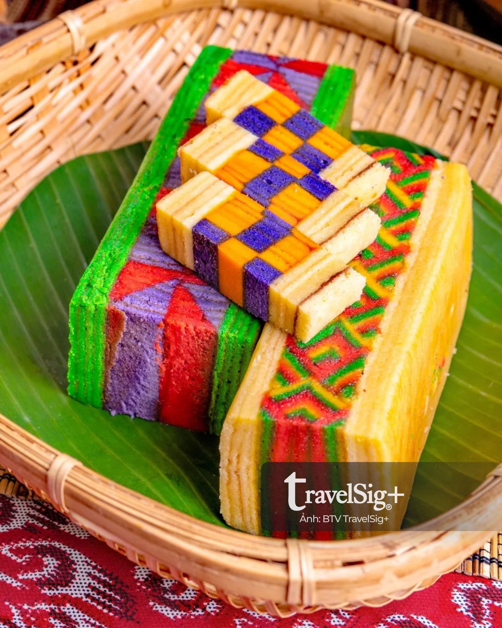 Kek Lapis Sarawak - Nghệ thuật ngọt ngào từ xứ Borneo