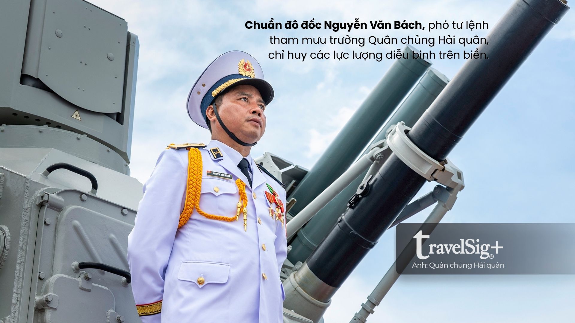Lần đầu Việt Nam diễu binh trên biển