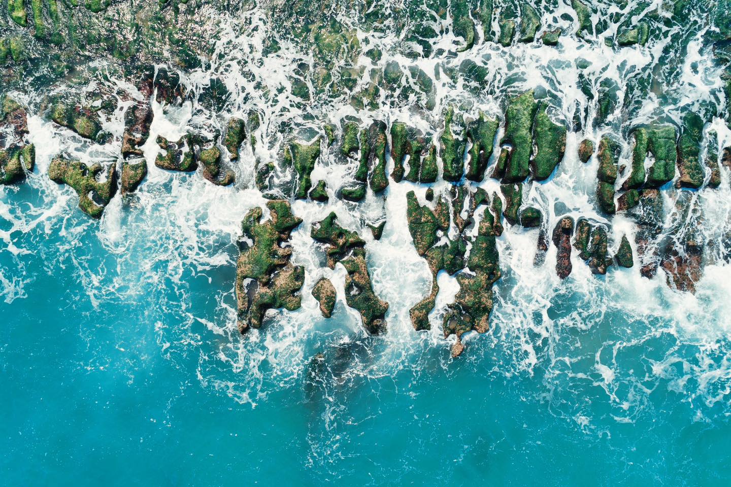 Laomei Green Reef, những rạn đá rêu xanh ẩn mình tại miền bắc Đài Loan