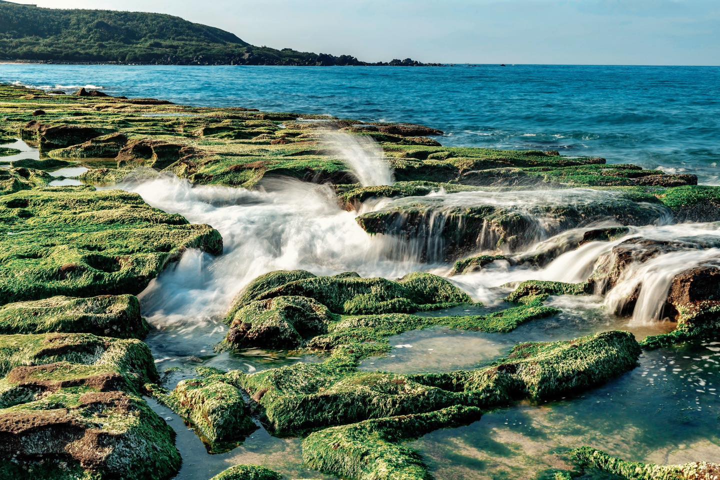 Laomei Green Reef, những rạn đá rêu xanh ẩn mình tại miền bắc Đài Loan