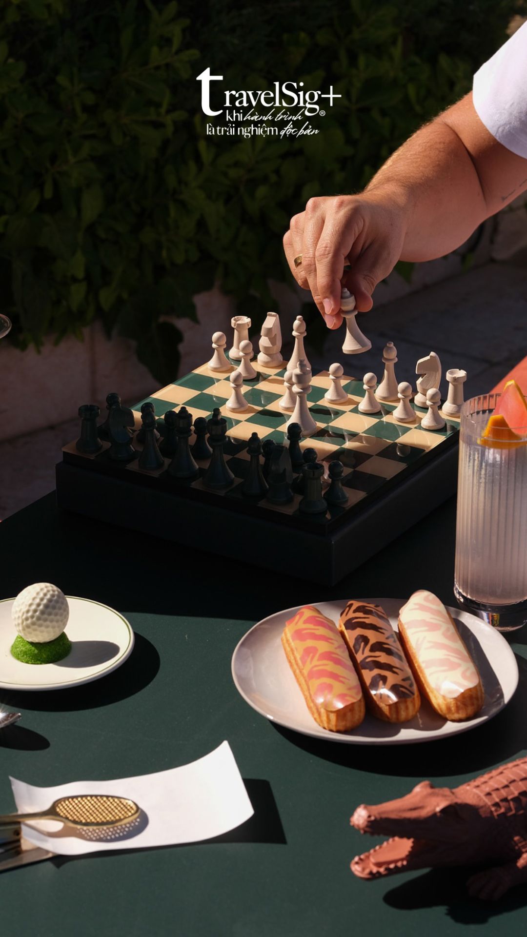 Le Café Lacoste - Khi tinh thần quần vợt Pháp hòa quyện cùng nhịp sống thượng lưu tại Monaco