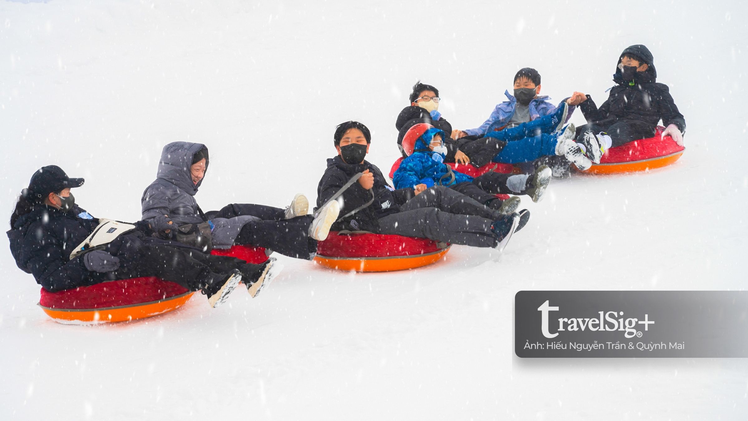 Lễ hội Hwacheon Sancheoneo sống động trên sông băng