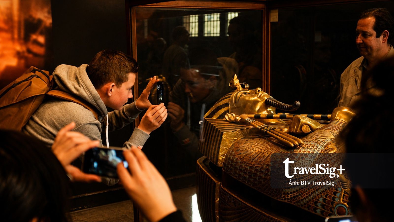 Mặt nạ Tutankhamun - Ánh vàng bất tử của Ai Cập cổ đại