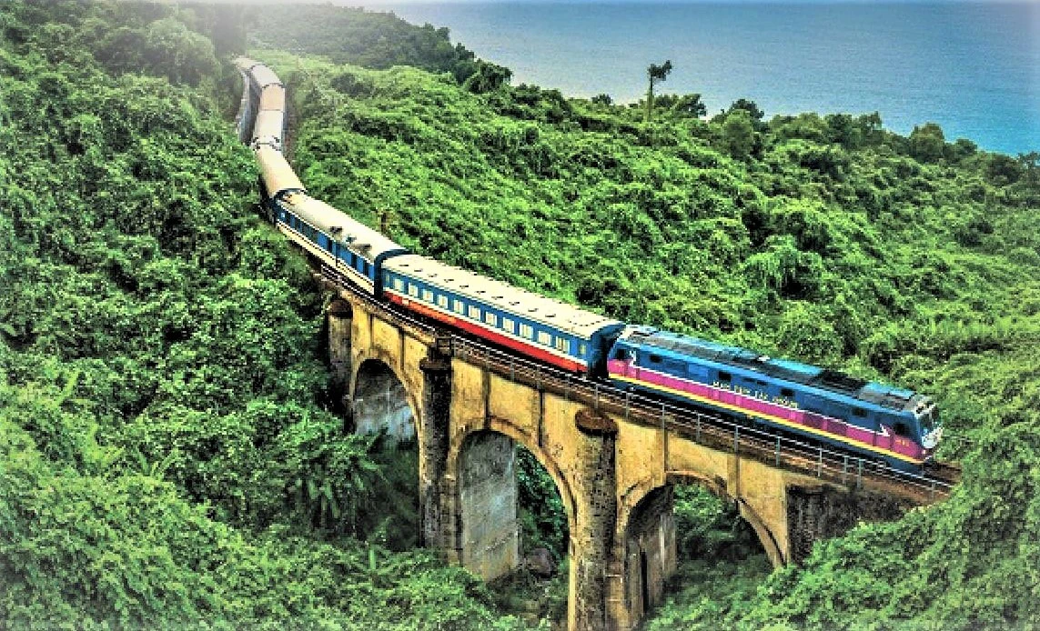 Mở tuyến tàu hỏa du lịch Huế - Đà Nẵng: Hành trình kết nối di sản và hiện đại