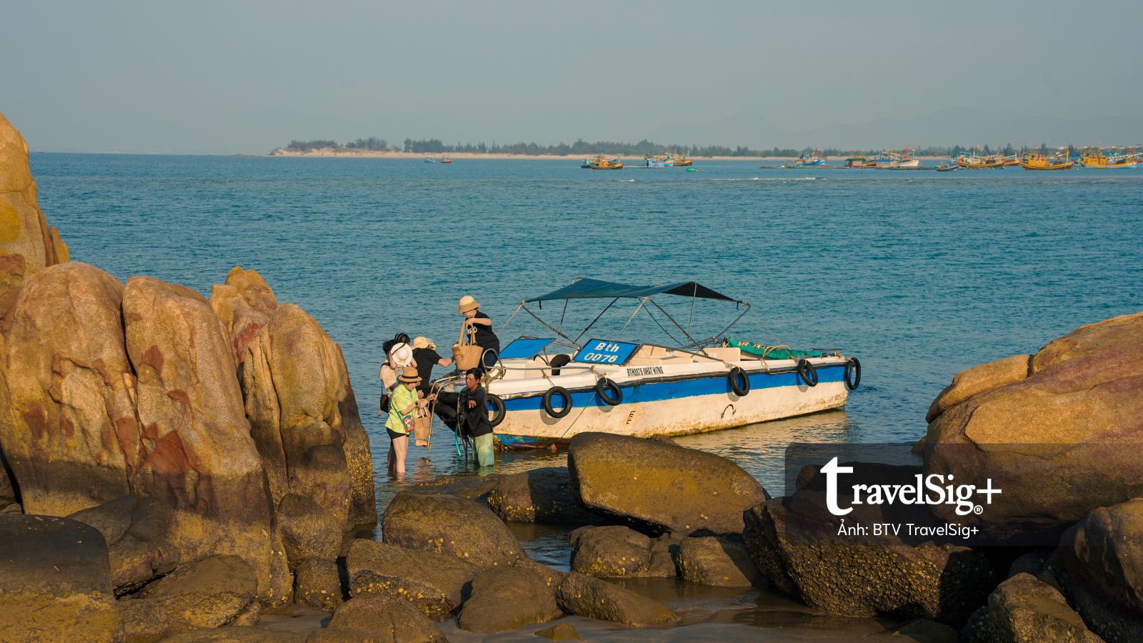 Mũi Kê Gà - Nơi ngọn hải đăng hơn trăm năm tuổi nhìn ra biển cả