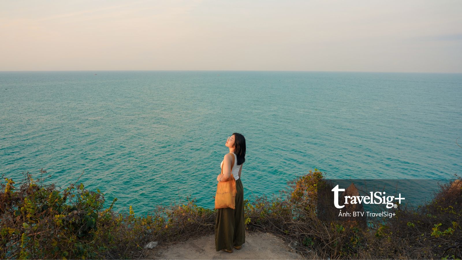 Mũi Kê Gà - Nơi ngọn hải đăng hơn trăm năm tuổi nhìn ra biển cả