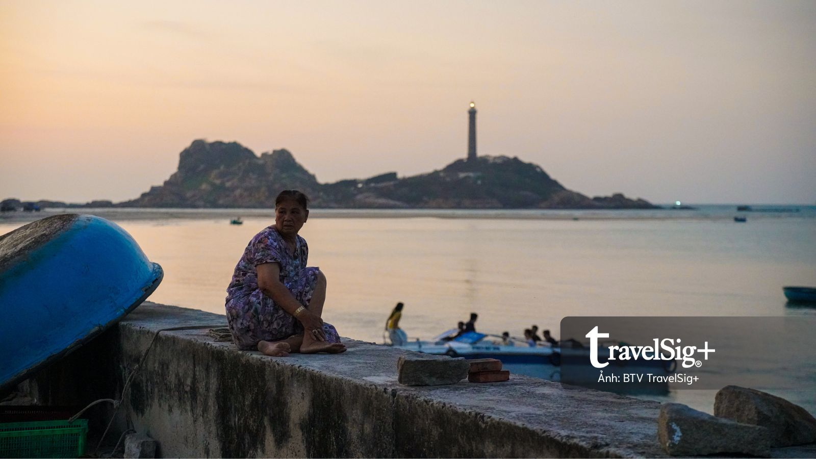 Mũi Kê Gà - Nơi ngọn hải đăng hơn trăm năm tuổi nhìn ra biển cả