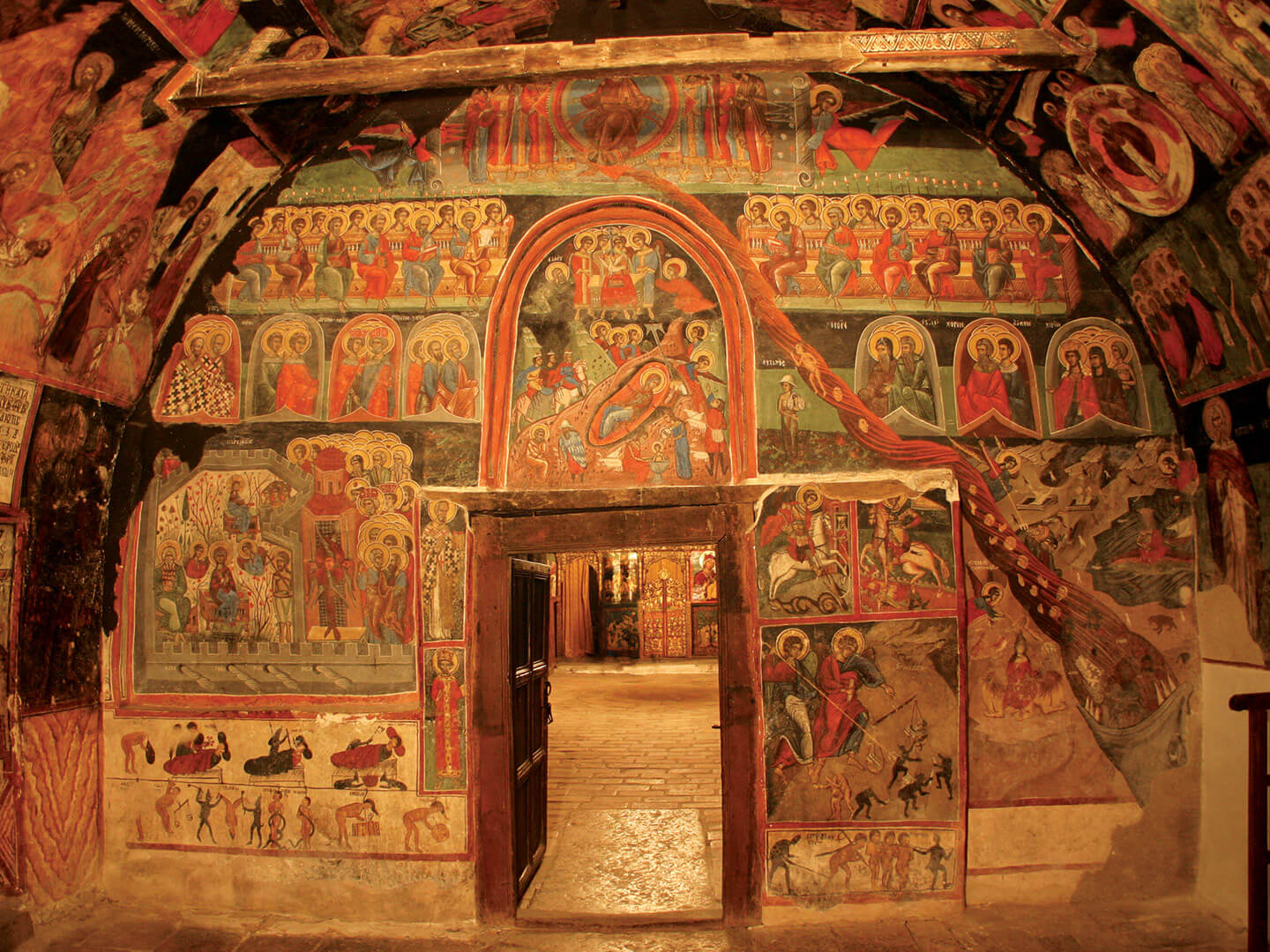 Nhà thờ Giáng Sinh ở Bethlehem, biểu tượng linh thiêng của mùa Noel