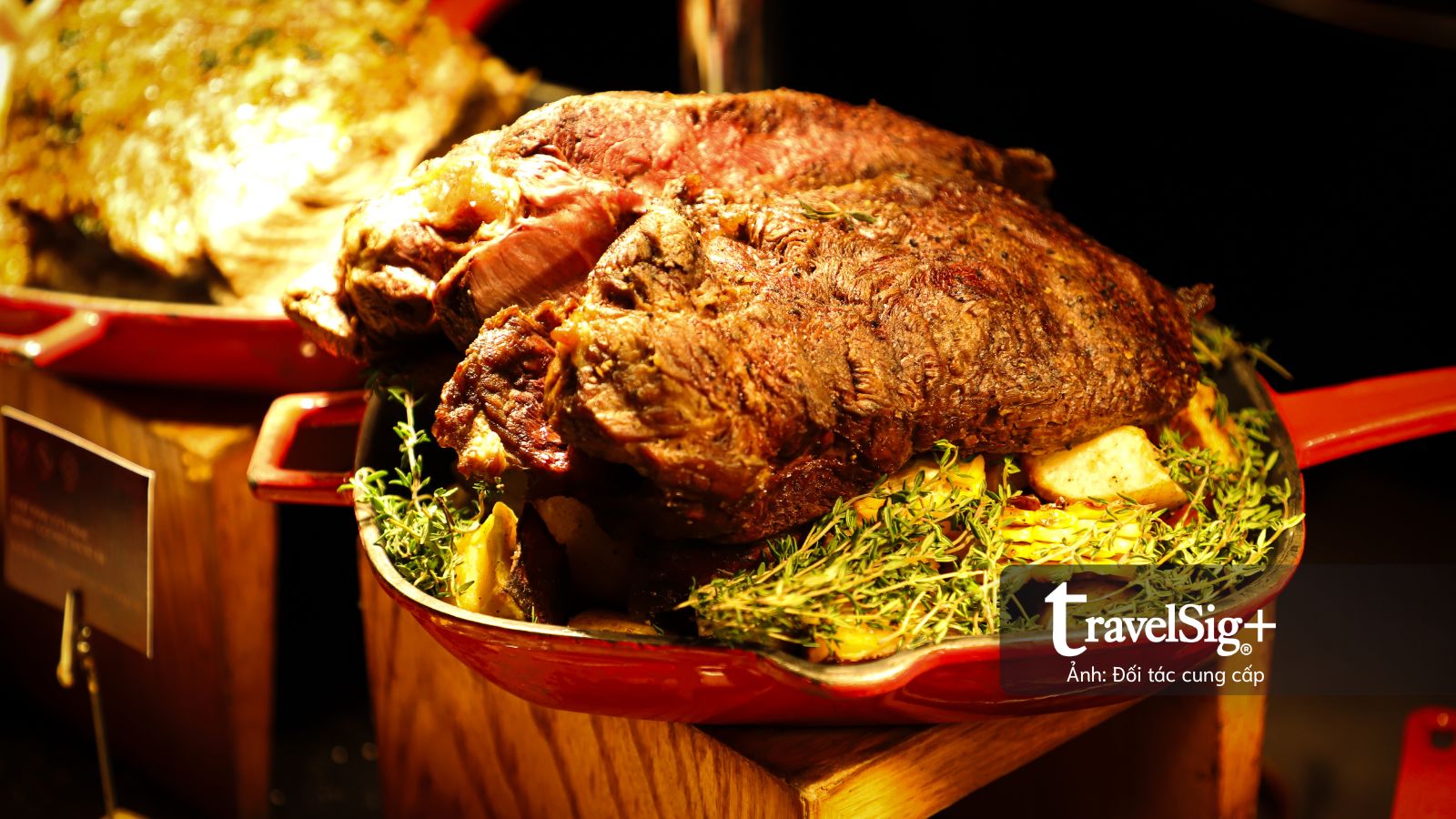 Oriental Pearl nâng tầm Sky Buffet với thực đơn đặc biệt Steak It Easy