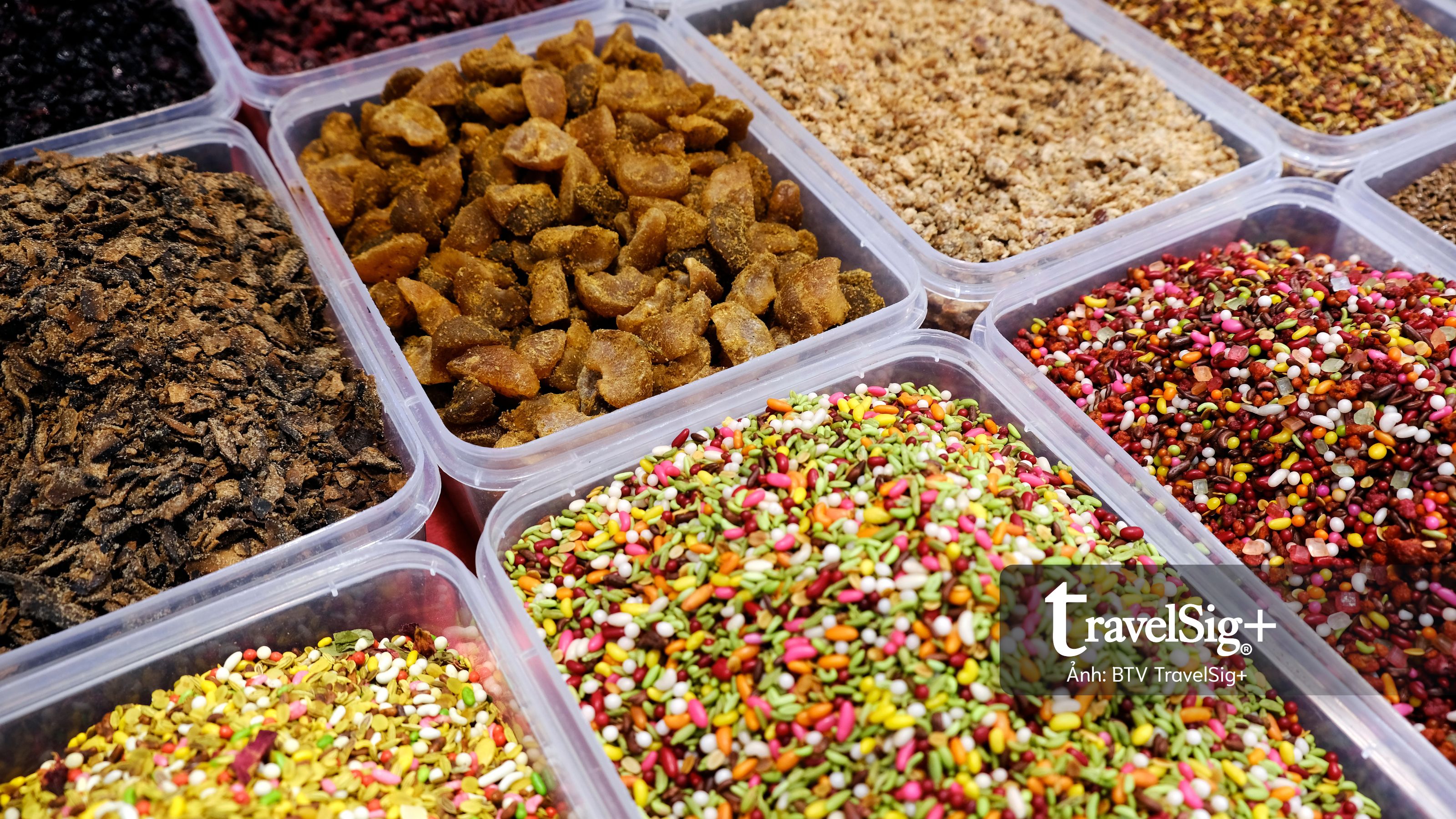 Paan: Hương vị văn hóa gói trong chiếc lá trầu của Ấn Độ