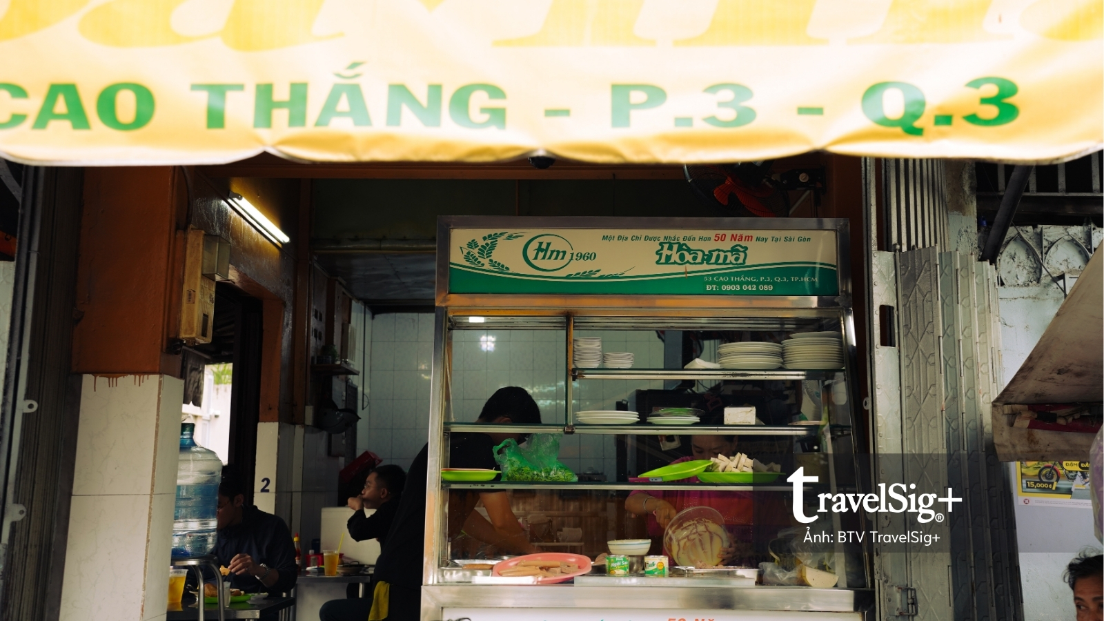 Quán bánh mì chảo đầu tiên Sài Gòn đỏ lửa suốt hơn 60 năm