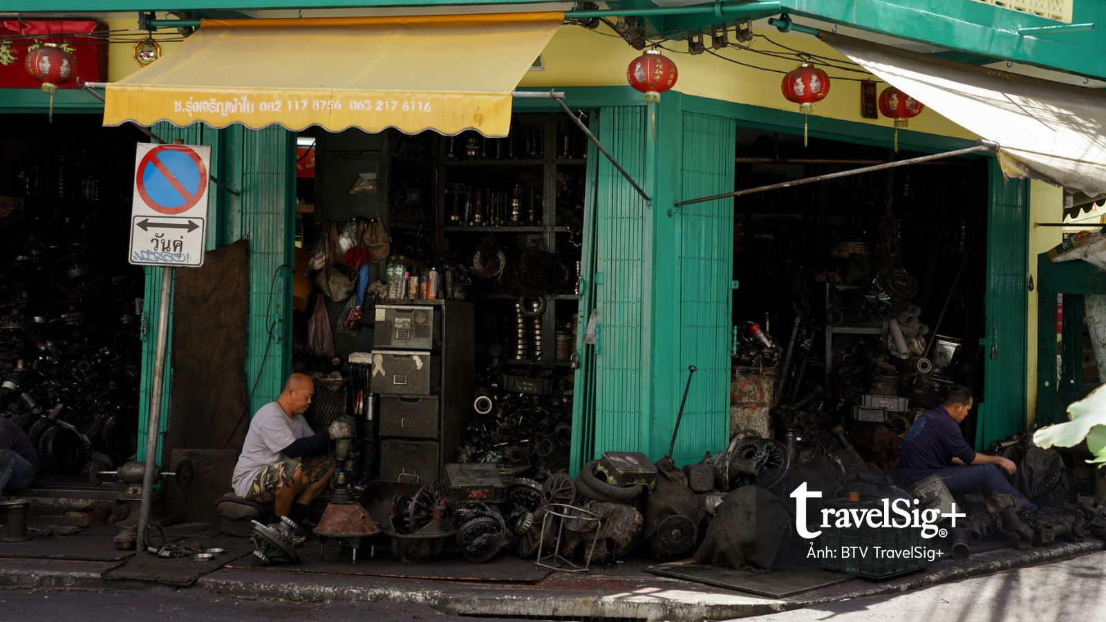 Talat Noi - Khu phố được ghép từ phế liệu cơ khí, nghệ thuật và ký ức của Bangkok