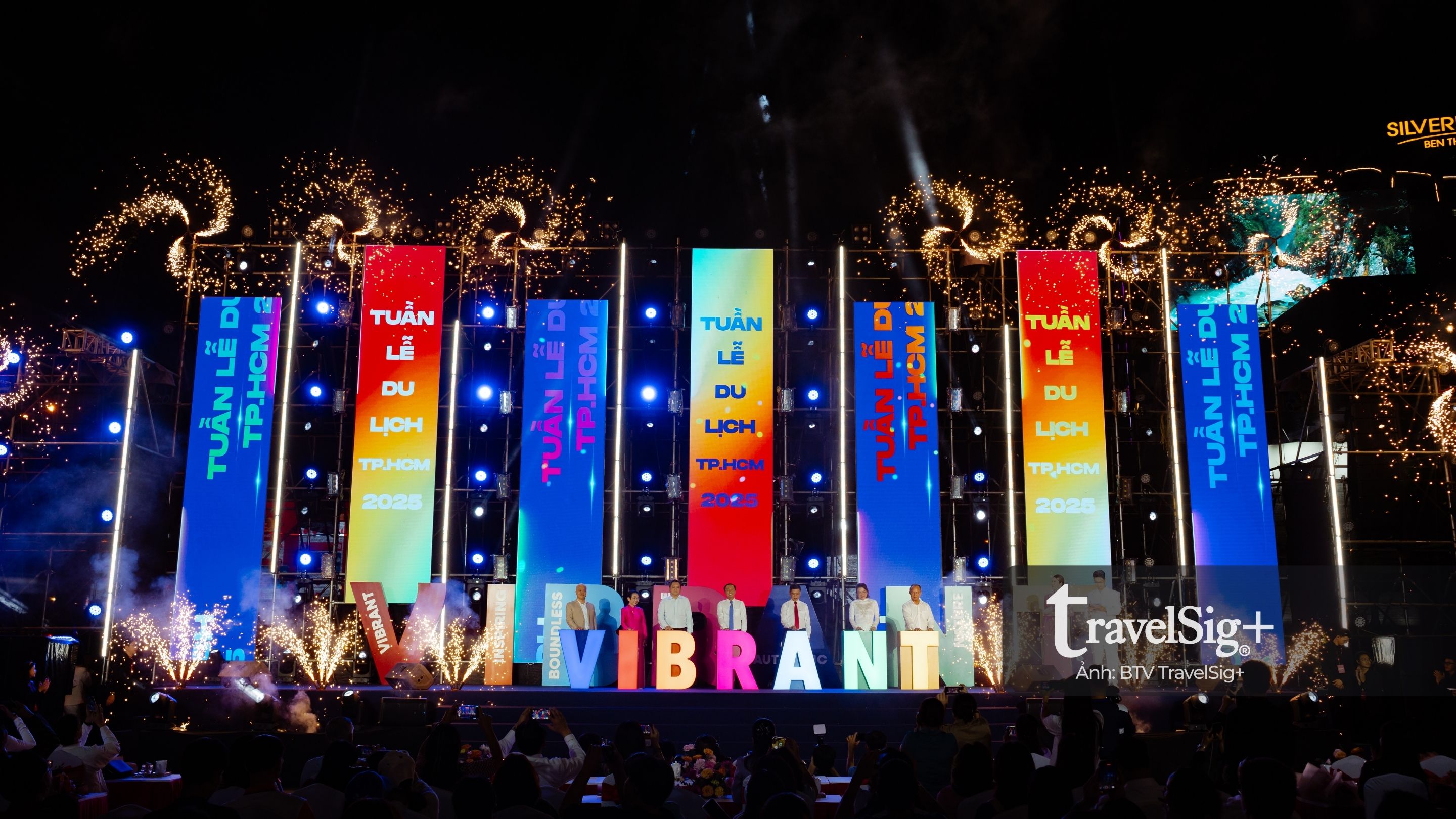 Lễ phát động Tuần lễ Du lịch lần thứ 5 năm 2025, công bố loạt chương trình trọng điểm hướng tới mục tiêu số hóa truyền thông, đề cao chất lượng dịch vụ và kích cầu bền vững trên phạm vi toàn thành phố.