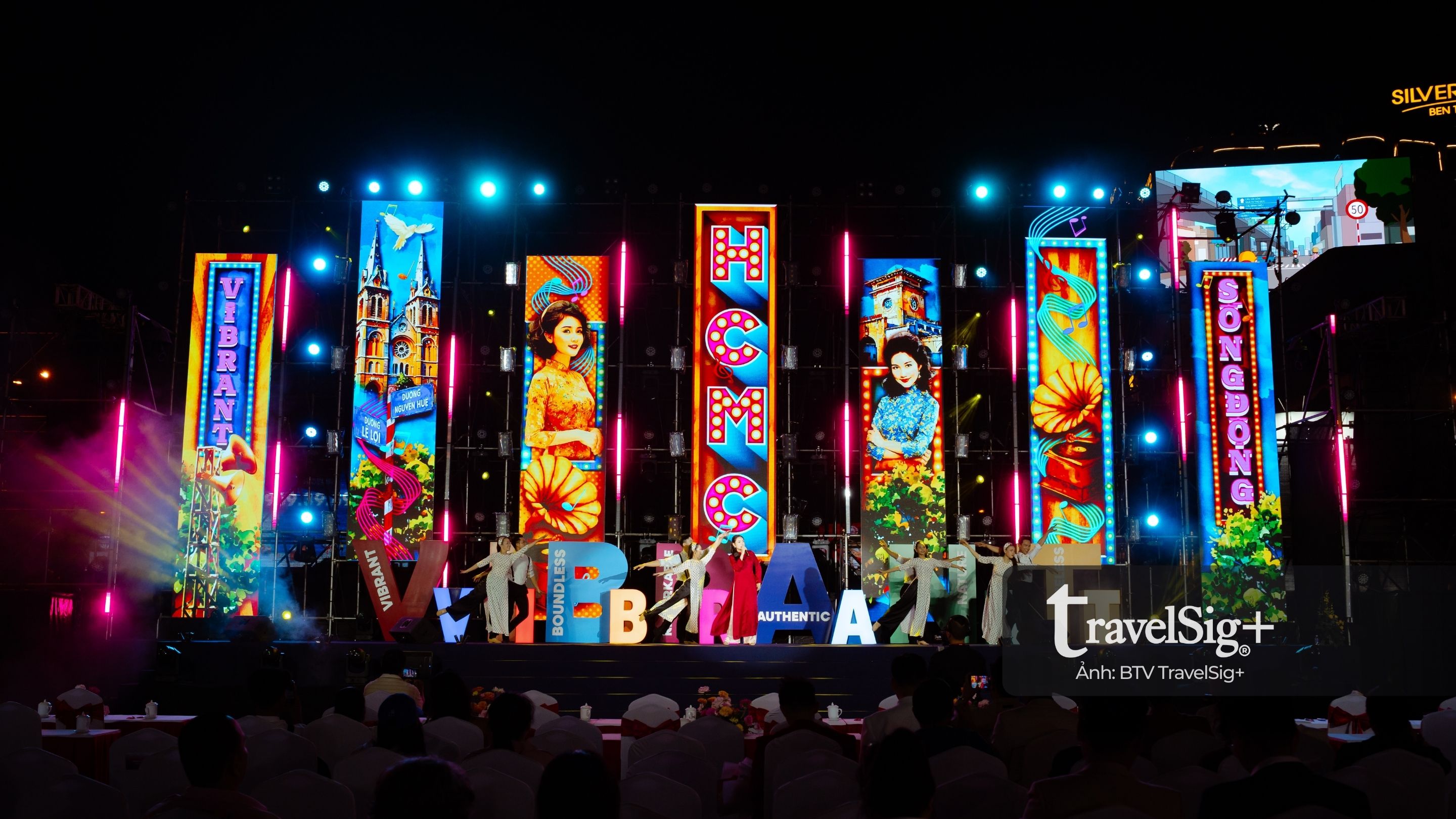 Lần đầu tiên, 168 phường, xã, đặc khu tham gia đồng bộ các hoạt động trong Tuần lễ, phục vụ du khách quốc tế và nội địa.