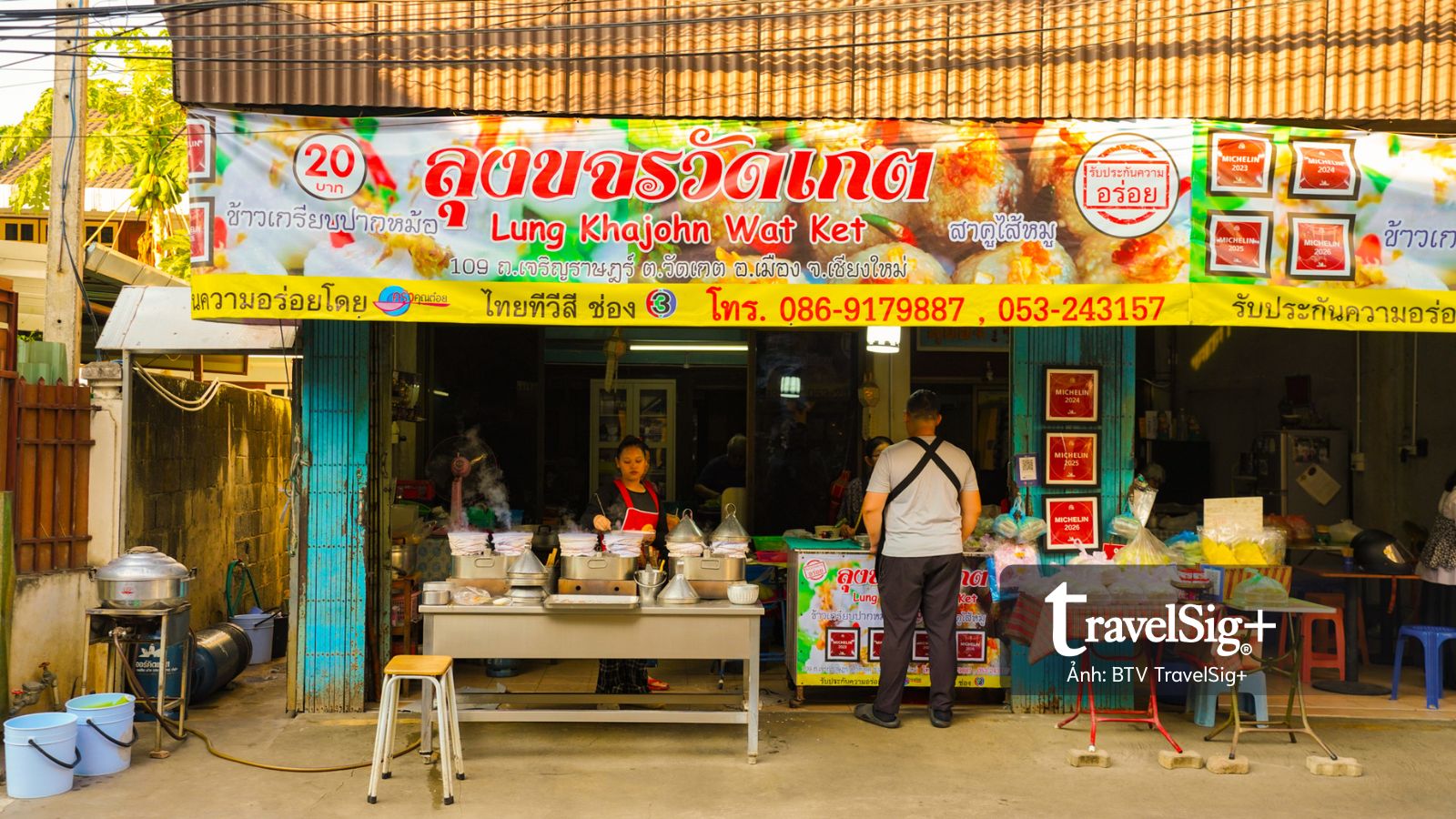 “Thưởng” Chiang Mai qua những quán ăn Michelin bình dân
