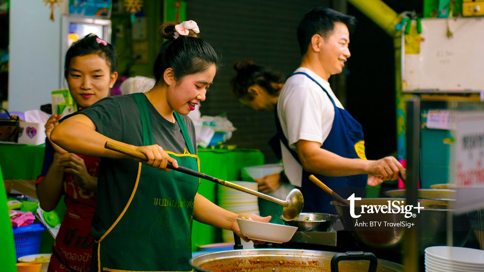 “Thưởng” Chiang Mai qua những quán ăn Michelin bình dân