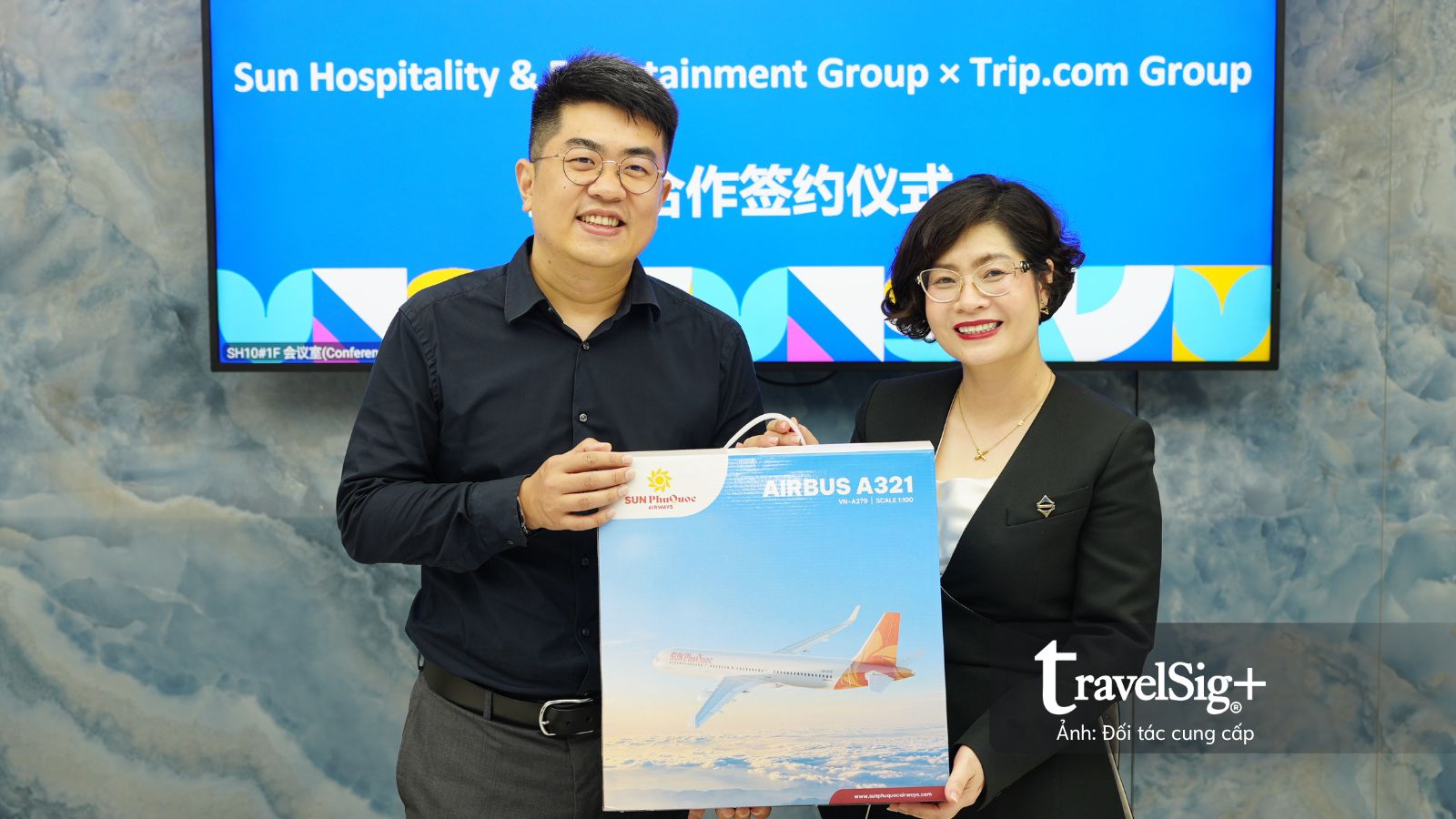 Trip.com Group bắt tay VinWonders, Sun World gia tăng sức hút du lịch Việt Nam
