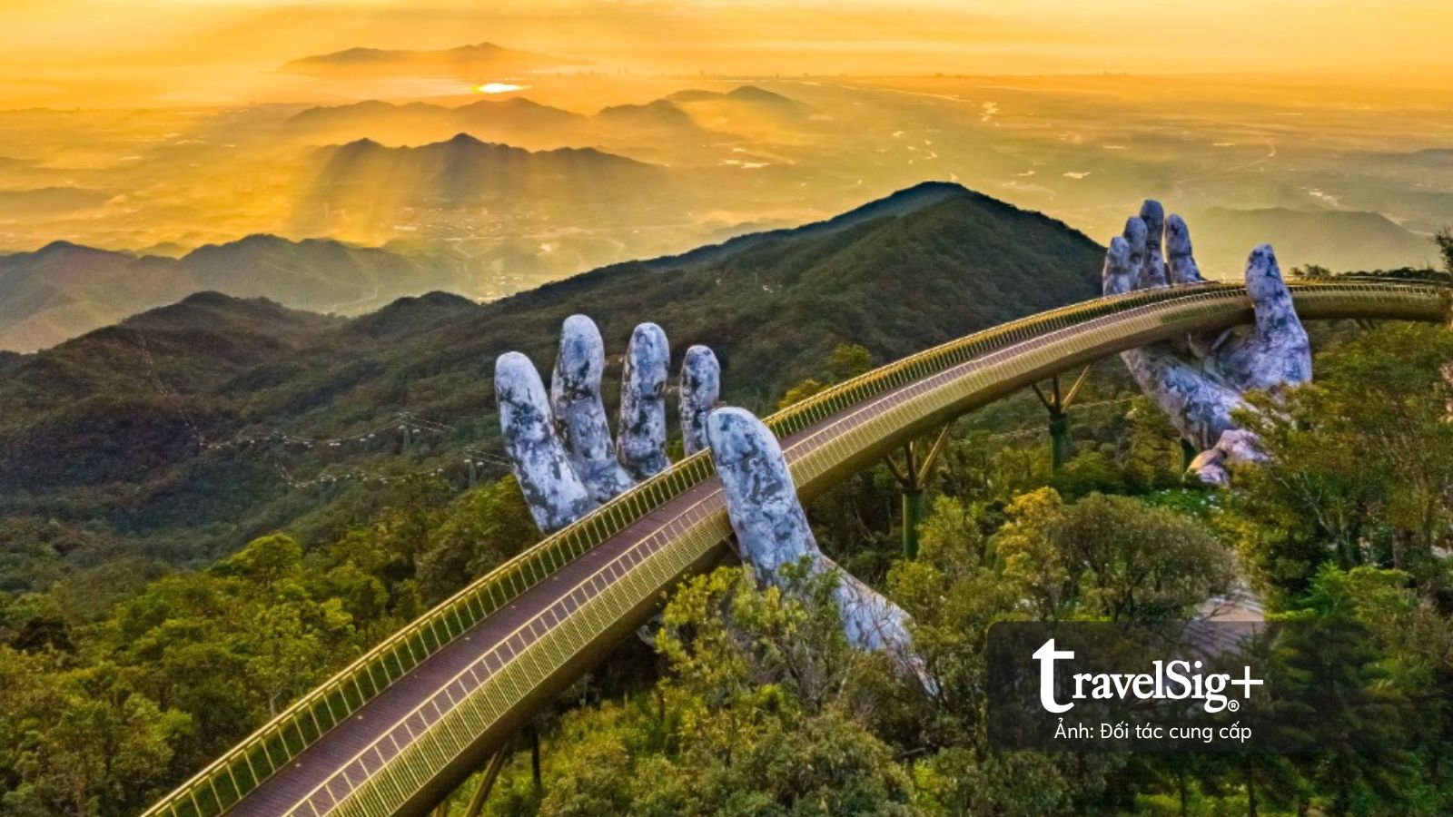 Trip.com Group bắt tay VinWonders, Sun World gia tăng sức hút du lịch Việt Nam