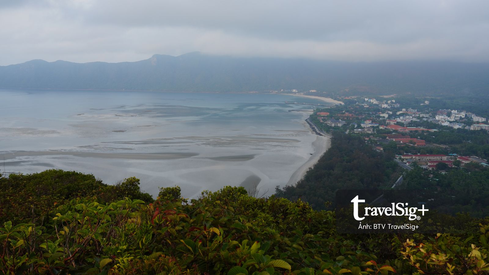 Từ dấu tích lao dịch đến cung đường trekking đẹp nhất Côn Đảo