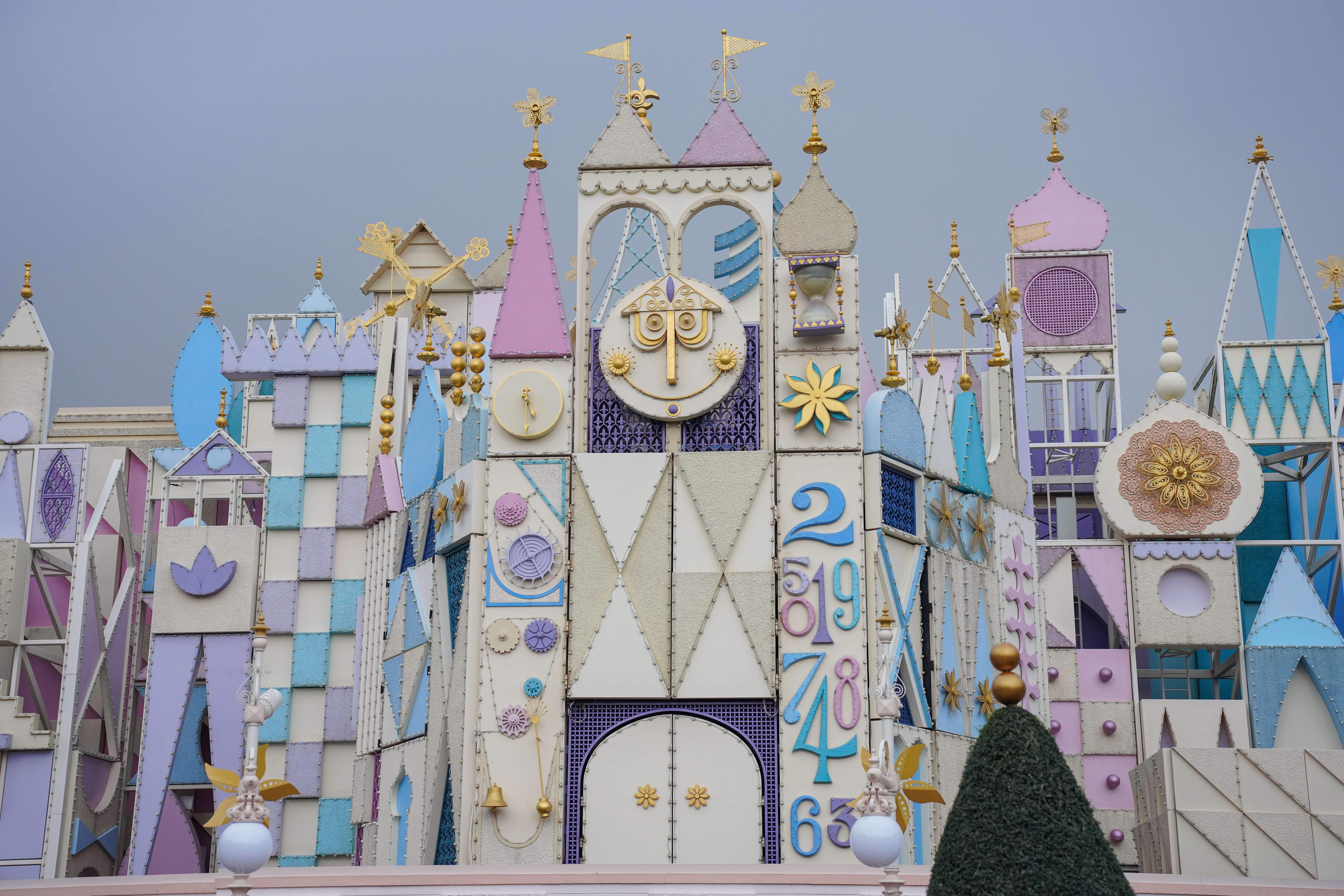 Xứ sở diệu kỳ Disneyland ở Hong Kong